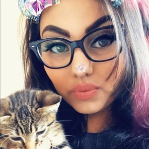 Meet your Posher, Betzabeth